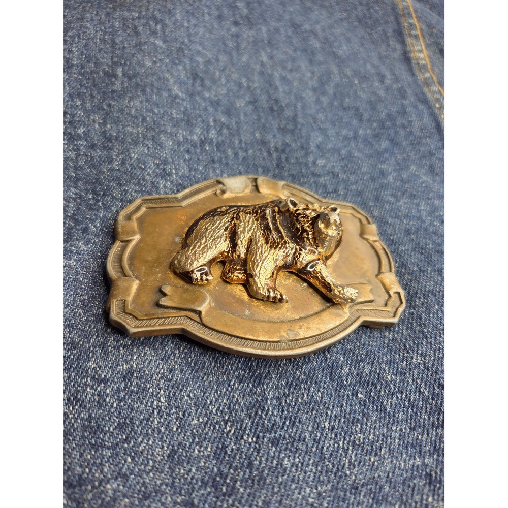 Vintage Raised 3D Grizzly Bear Brass Belt Buckle - Wildlife Western